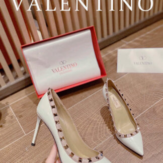 Valentino Mules