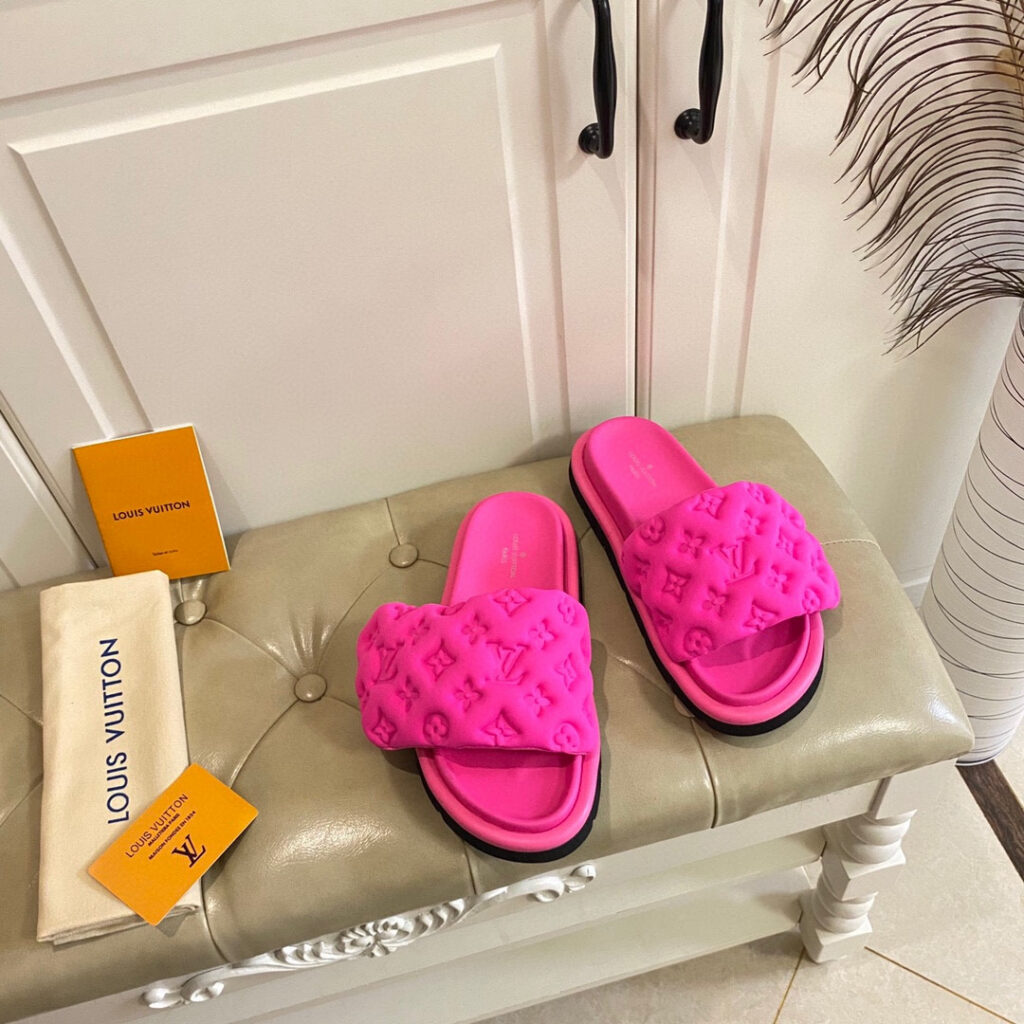 Louis Vuitton Pool Pillow Comfort Mule Piece editorial product context 1
