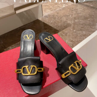 Valentino Vlogo Signature Slingback Pump In Toile Iconographe