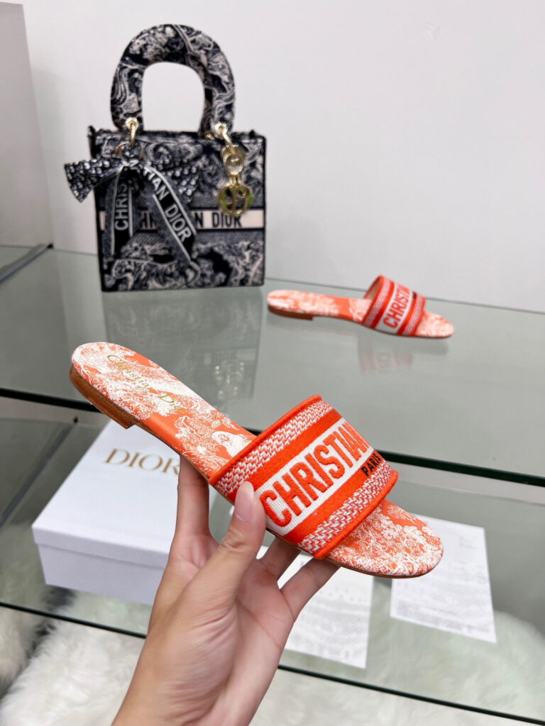 Dior DWAY SLIDES editorial product context 3