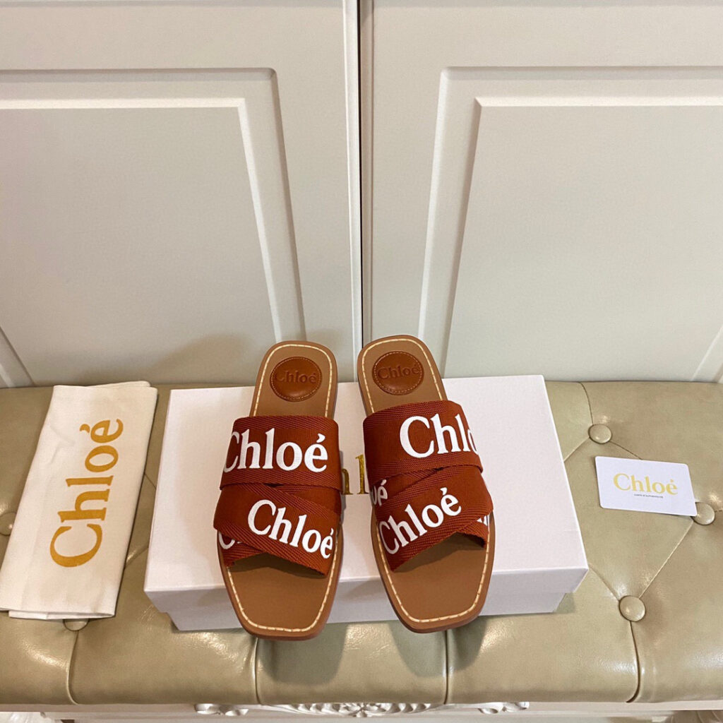 ChloÉ ChloÉ Woody Flat Mule Flats editorial product context 1