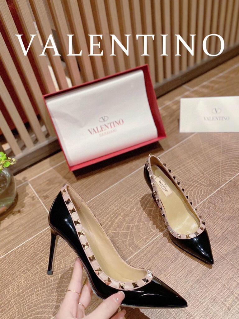 Valentino Rockstud High Heels Pumps editorial product context 1