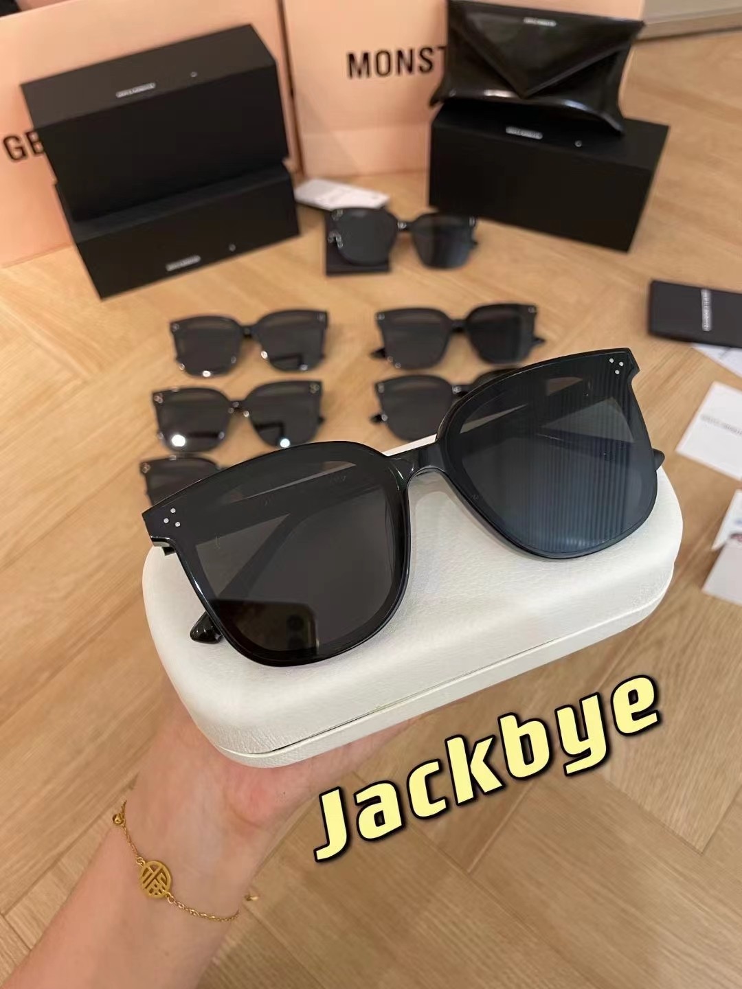 Luxury Designer Handbag HRNW - Premium Leather Shoulder Bag