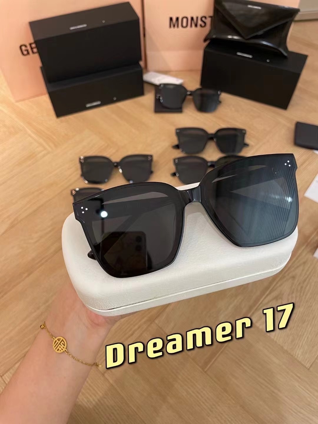 Luxury Designer Handbag HRNW - Premium Leather Shoulder Bag