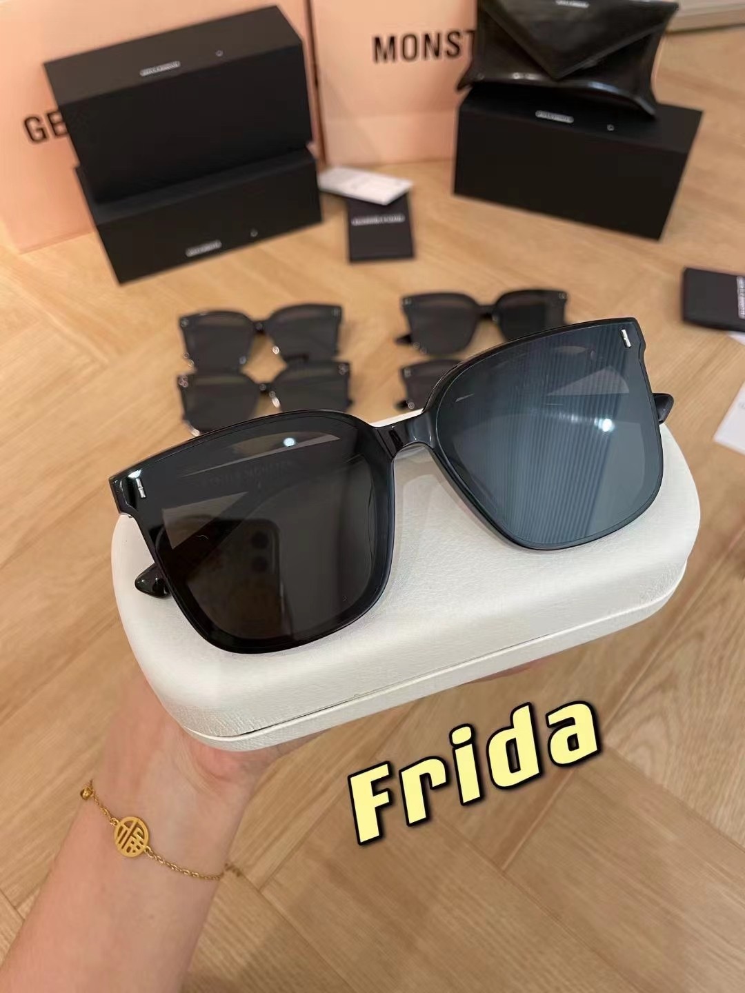 Luxury Designer Handbag HRNW - Premium Leather Shoulder Bag