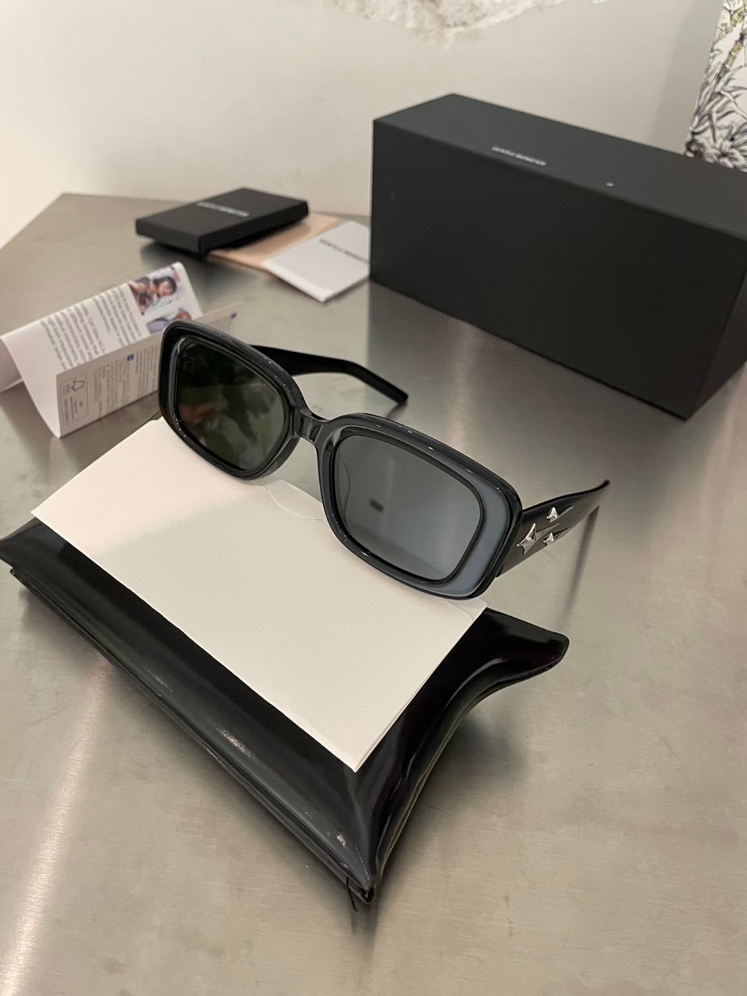 Premium Designer Handbag PE8G - Luxury Leather Crossbody Bag