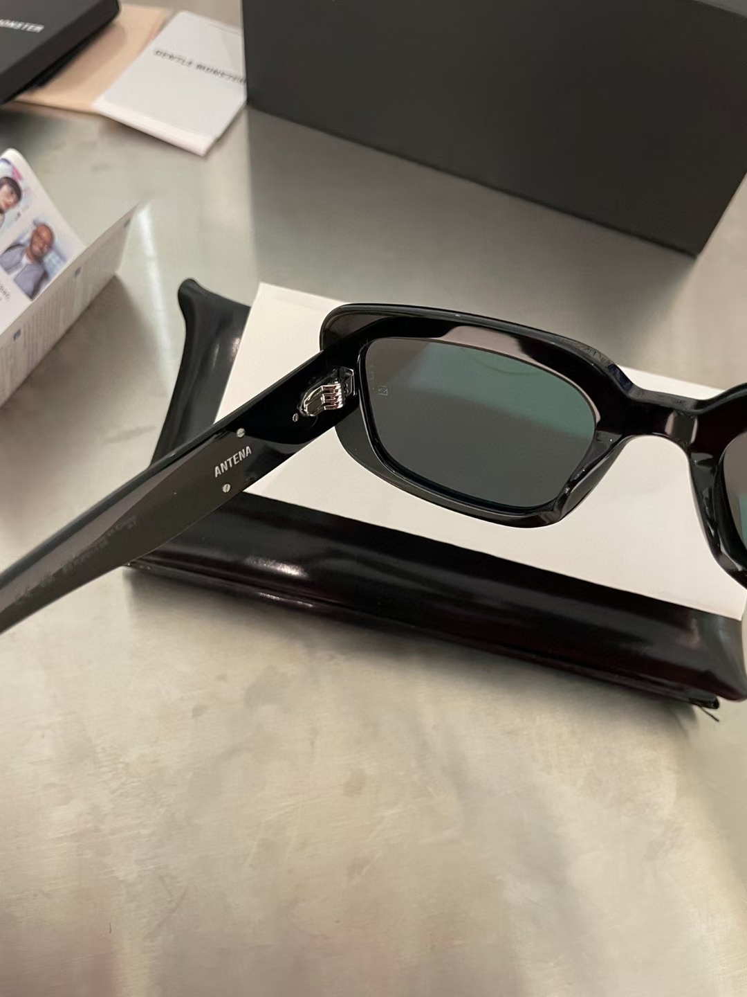 Premium Designer Handbag PE8G - Luxury Leather Crossbody Bag