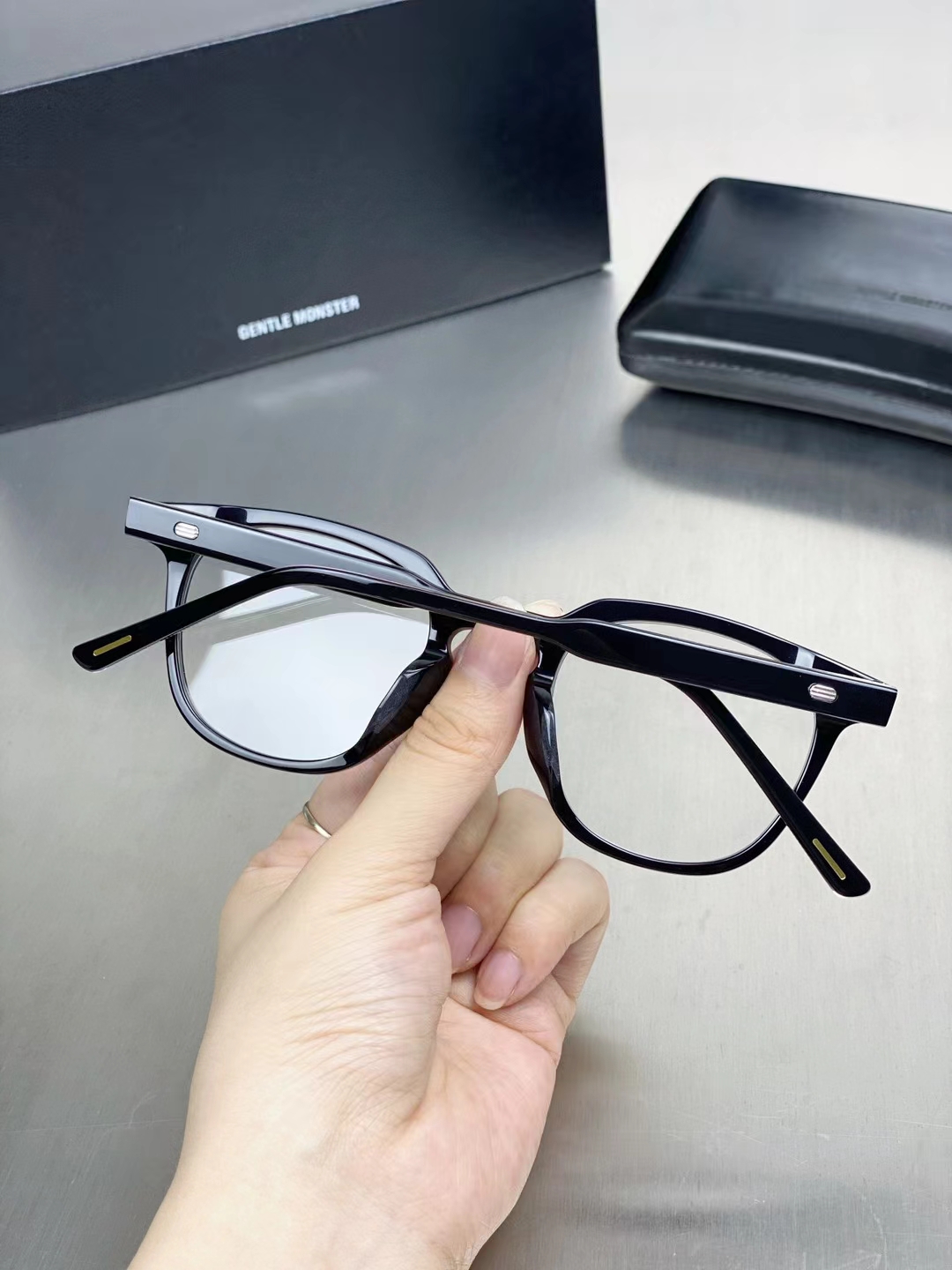 Gentle Monster Lutto Eyeglasses