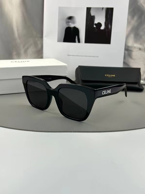 VVAS Luxury Designer Bag - Premium Leather Handbag Collection