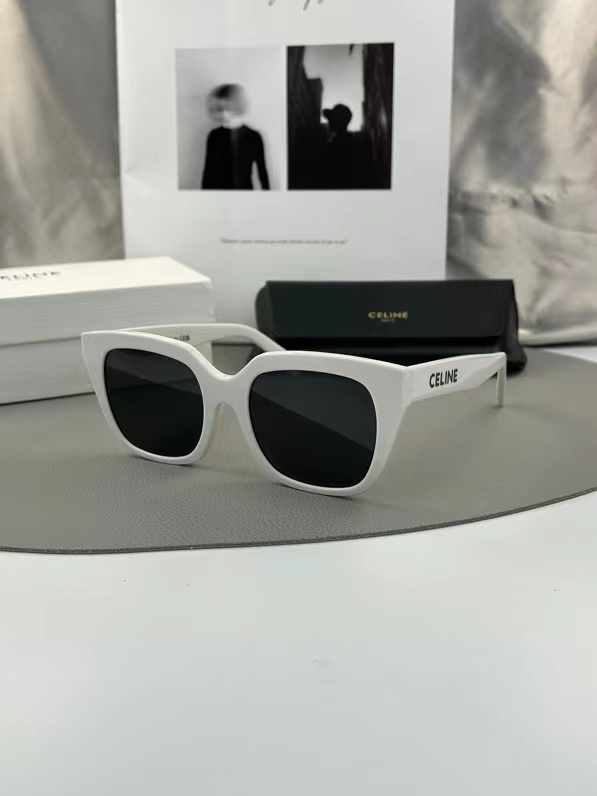 VVAS Luxury Designer Bag - Premium Leather Handbag Collection