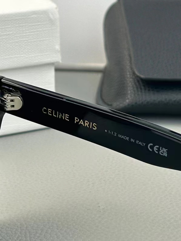 VVAS Luxury Designer Bag - Premium Leather Handbag Collection