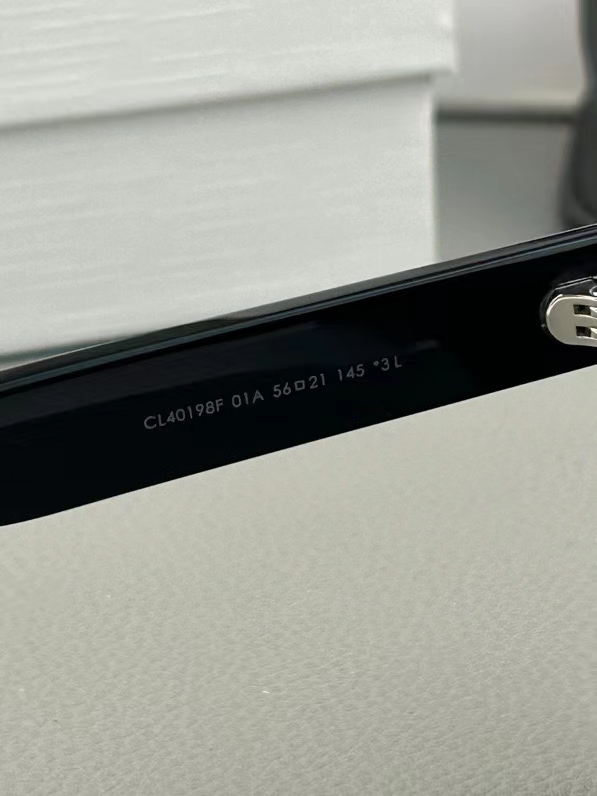 VVAS Luxury Designer Bag - Premium Leather Handbag Collection