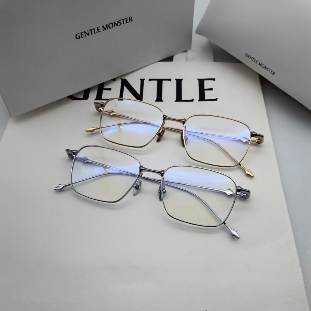 Designer JZKL Bag editorial product context 2