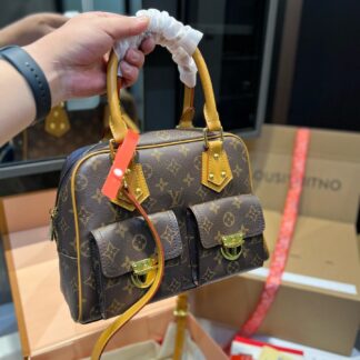 Louis Vuitton p165 29 20 Handbag