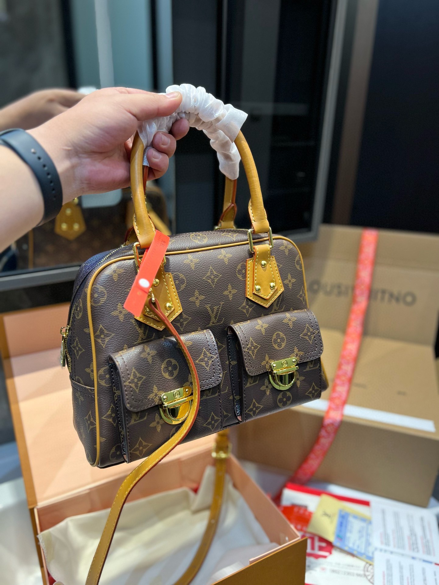 Louis Vuitton p165 29 20 Handbag