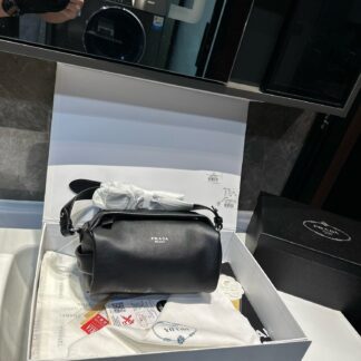 Prada P125 24 11 Shoulder Bag