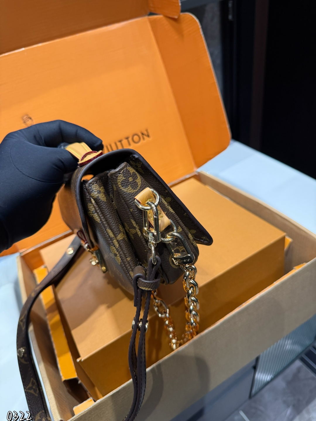 Louis Vuitton P180 METIS 20 15 Handbag