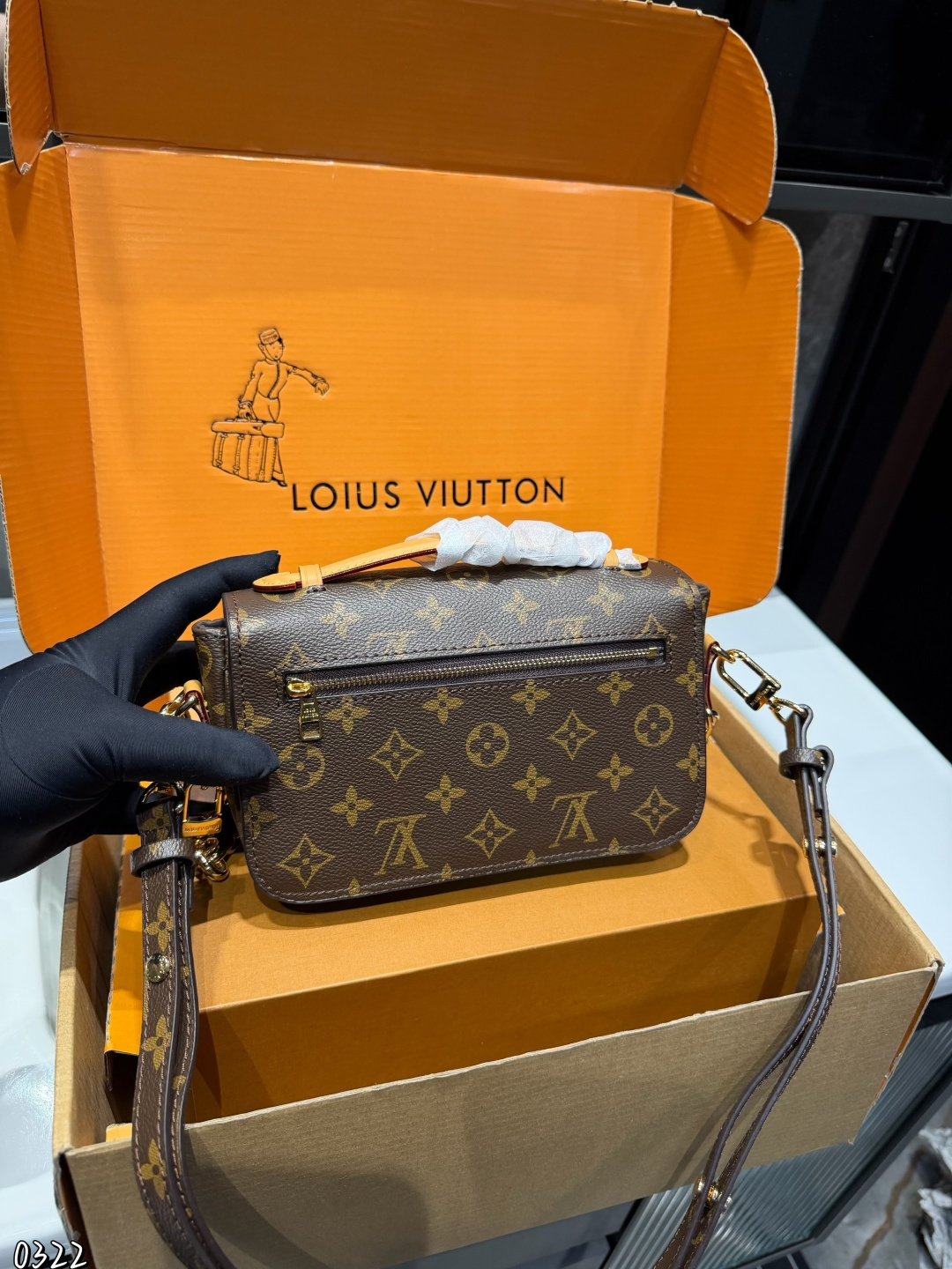 Louis Vuitton P180 METIS 20 15 Handbag