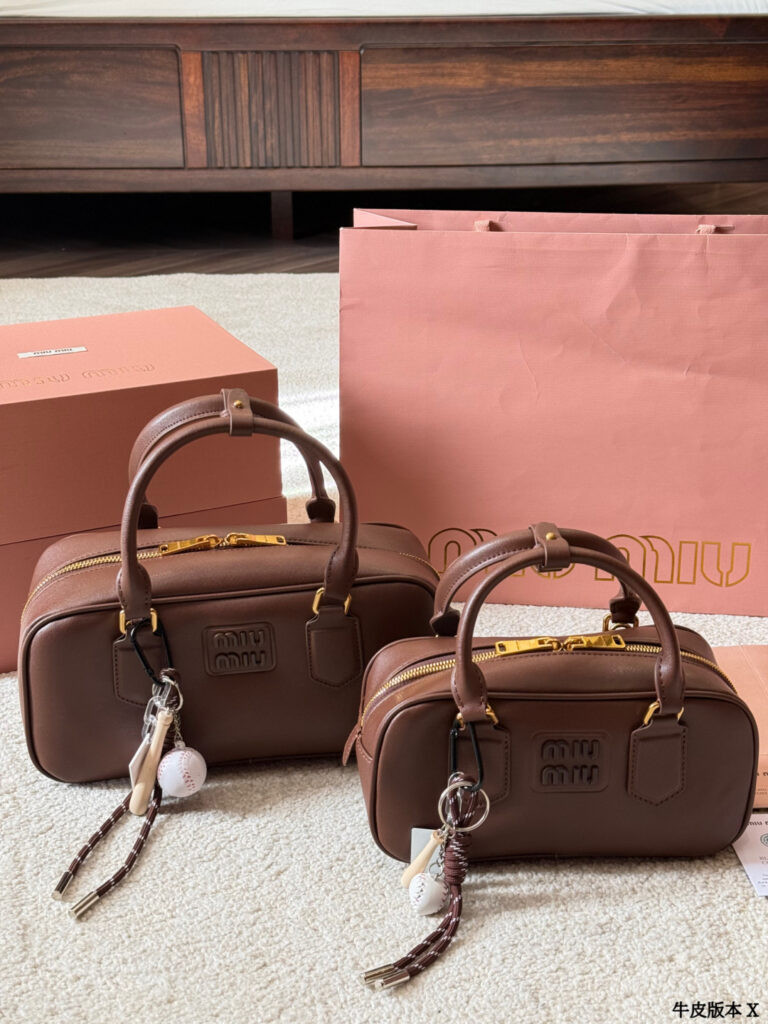 Miu Miu Small Leather Bag 16 cm editorial product context 1