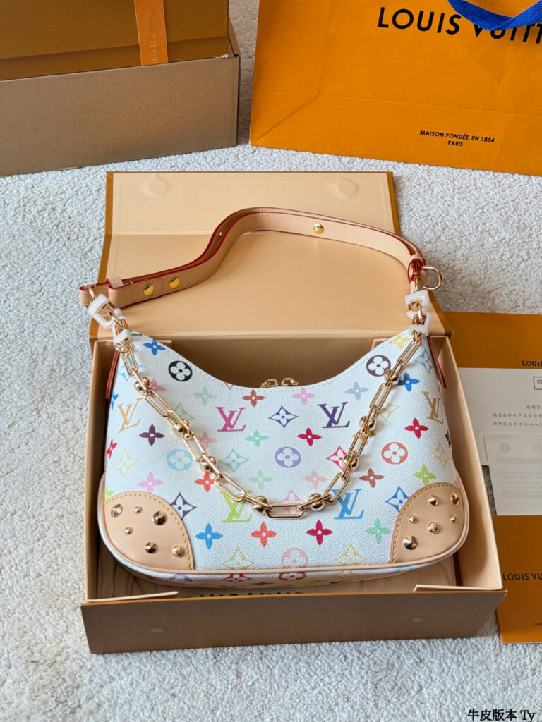 Louis Vuitton Boulogne Nice 27 Calfskin Leather Crossbody Bag 20 cm editorial product context 1