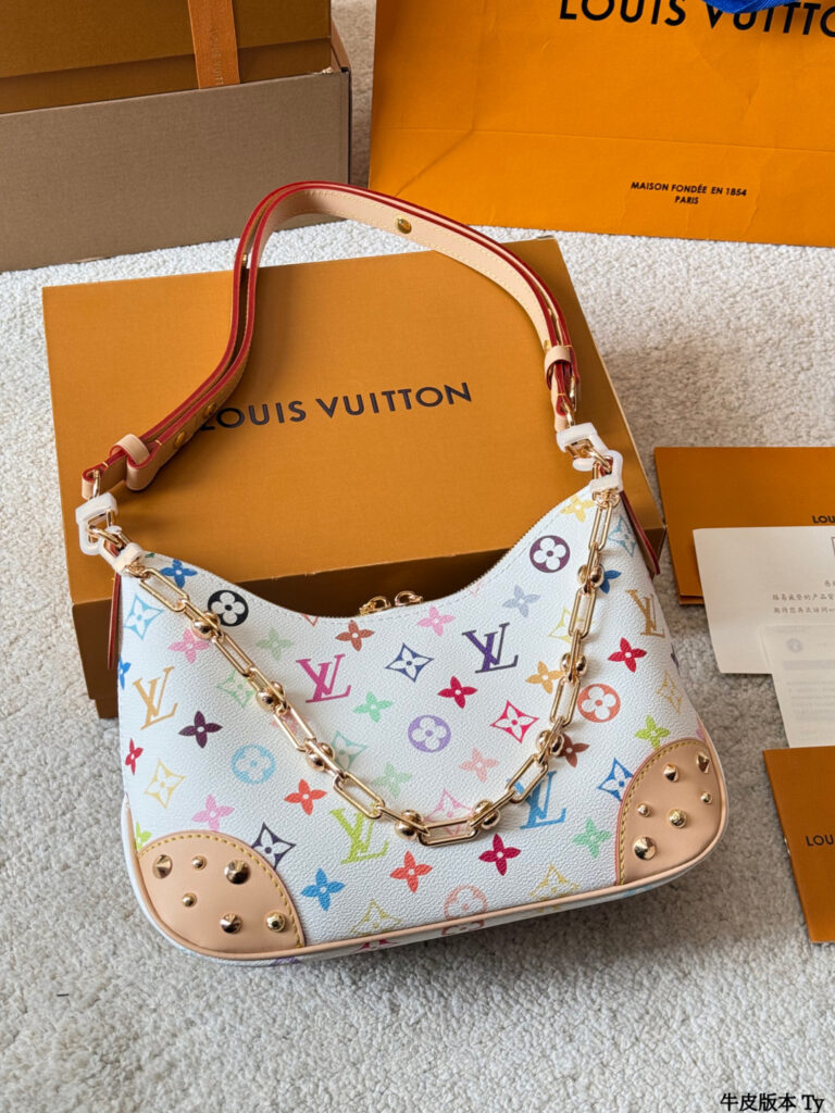 Louis Vuitton Boulogne Nice 27 Calfskin Leather Crossbody Bag 20 cm editorial product context 2