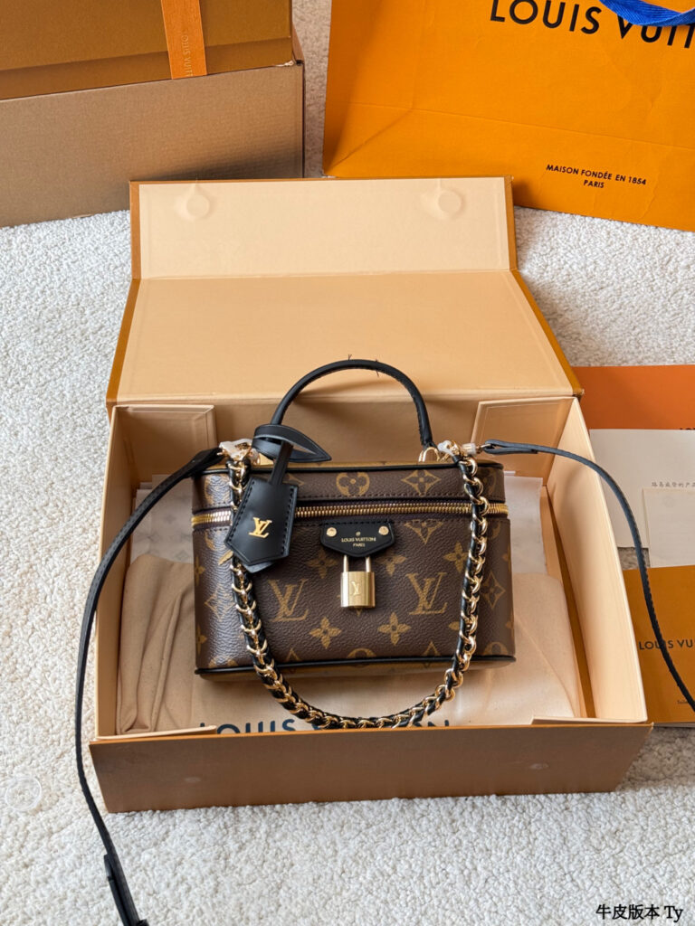 Louis Vuitton Vanite Trunk Monogram Black Calfskin Leather Crossbody Bag 19 editorial product context 1