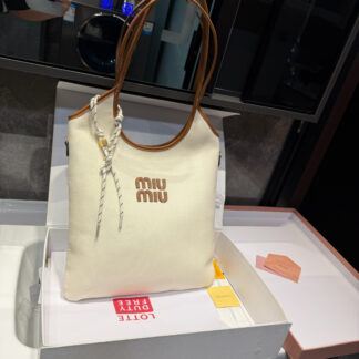 Miu Miu p145 hobo 34 Tote Bag