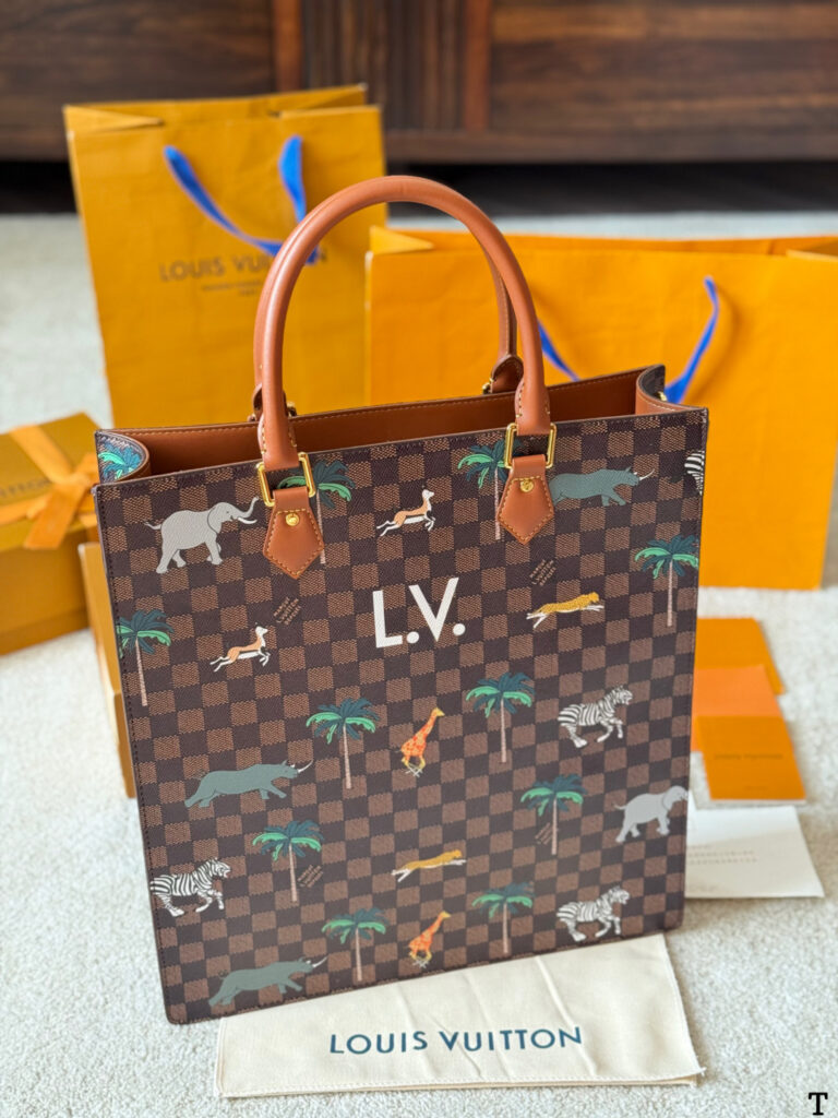 Louis Vuitton Damier 36 Brown Canvas Handbag 40 cm editorial product context 3