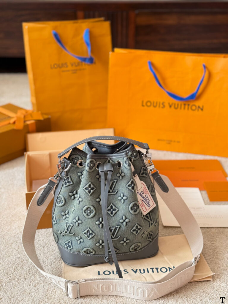 Louis Vuitton Noe Monogram 22 Blue Calfskin Leather Crossbody Bag 26 cm editorial product context 1