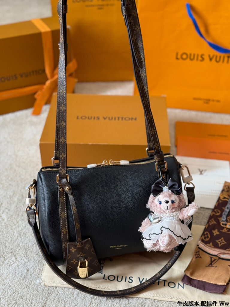 Louis Vuitton Express 25 Calfskin Leather Crossbody Bag 15 cm editorial product context 2