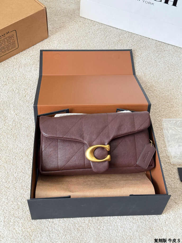 Coach p210 Tabby 26 Logo CLogo Wallet editorial product context 2