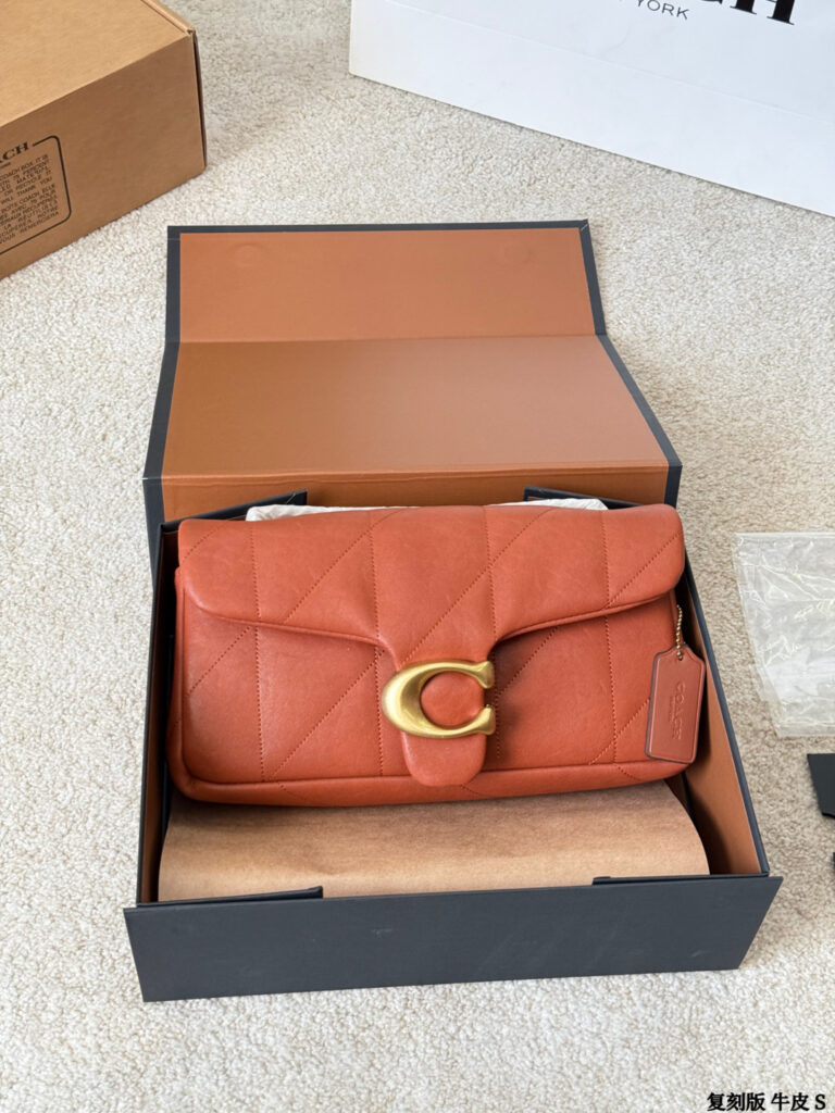 Coach p210 Tabby 26 Logo CLogo Wallet editorial product context 3
