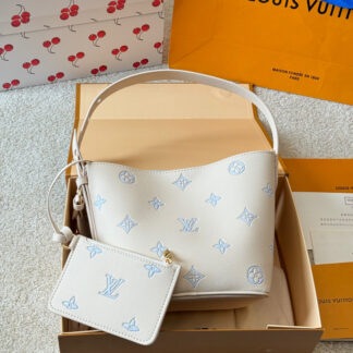 Louis Vuitton p170 ALL IN BB Monogram OK 18 x11cm Bucket Bag