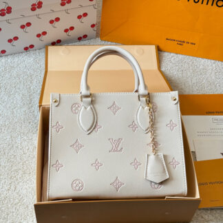 Louis Vuitton p175 Onthego VLL litton Logo Tote Bag