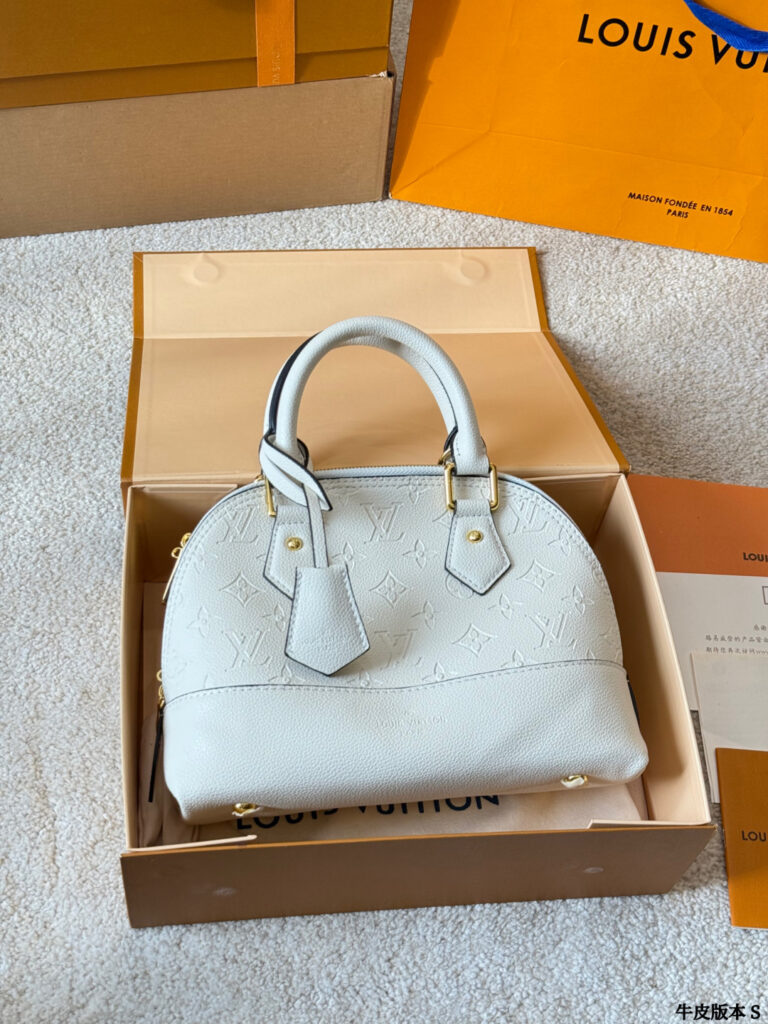 Louis Vuitton Black Leather Handbag editorial product context 3