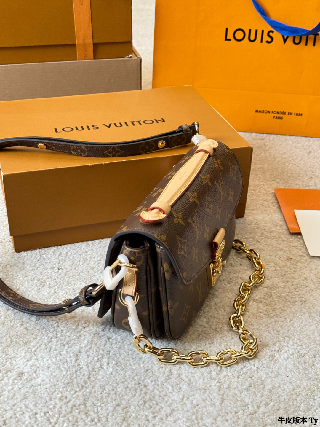 Louis Vuitton Monogram Shoulder Bag