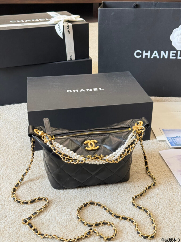 Designer A2TR Bag editorial product context 1
