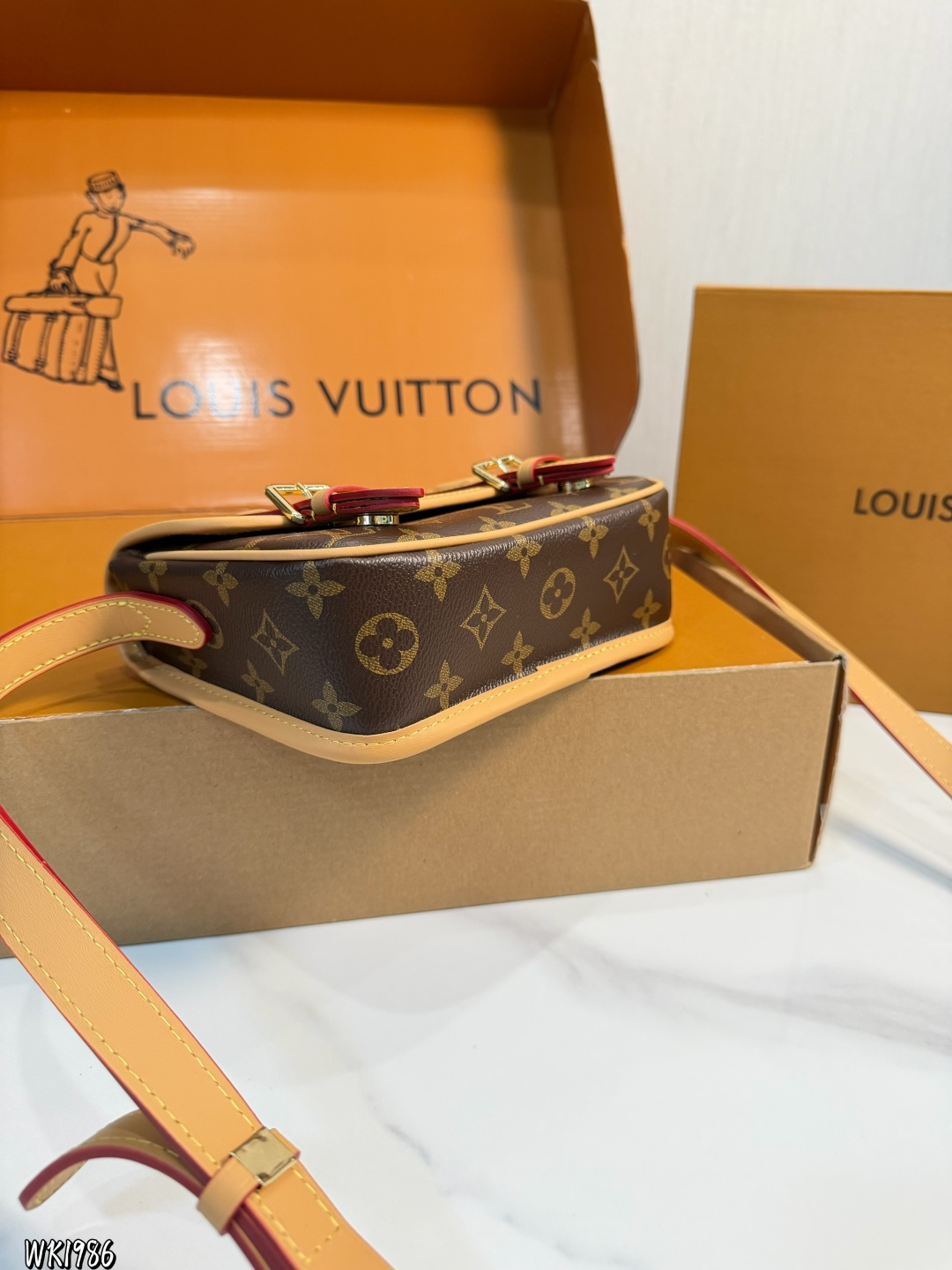 Louis Vuitton p140 20 Crossbody Bag