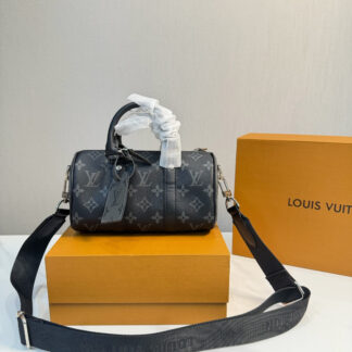 Louis Vuitton p115 Nigo Keepall Monogram 20 10 Handbag