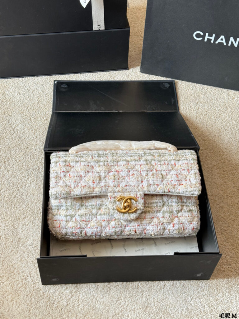 Chanel Chane Cf Logo Crossbody Bag 26 cm editorial product context 1