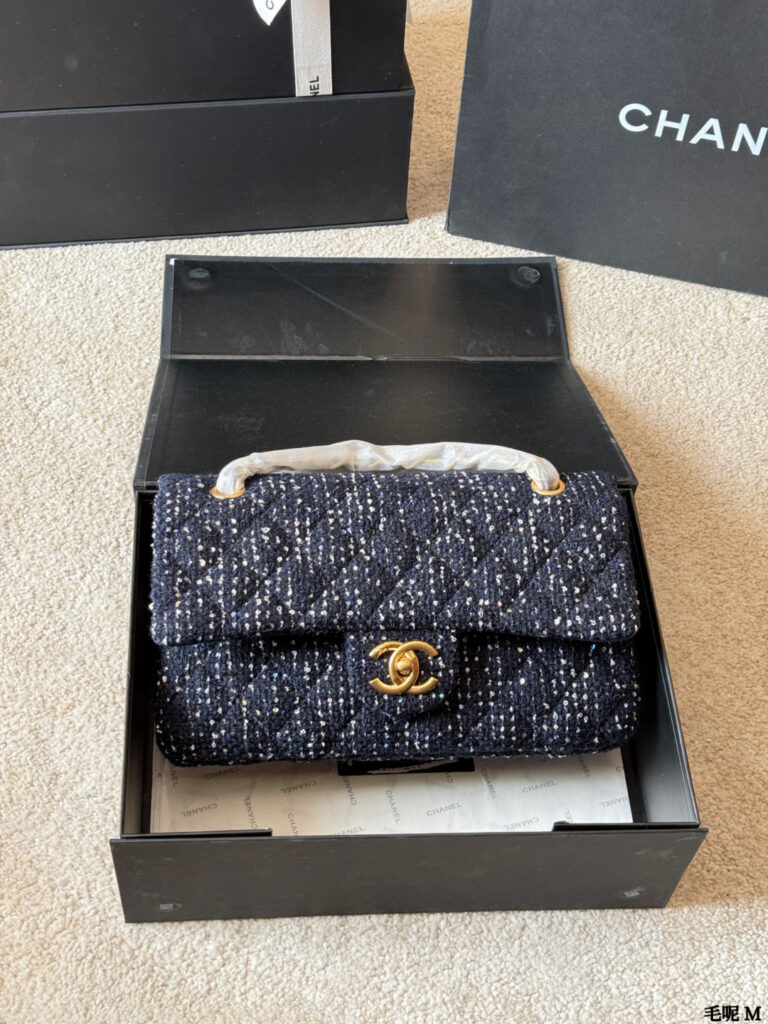 Chanel p135 Chane CF logo Clutch 1.9 x 1.1 x editorial product context 2
