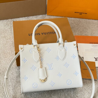Louis Vuitton p170 Onthego VLL litton Logo Tote Clutch 1.9 x 1.1 x 0.2 cm