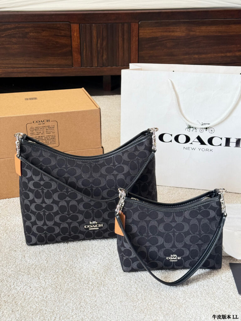 Coach Laurel 28 Leather Bag 25 cm editorial product context 1