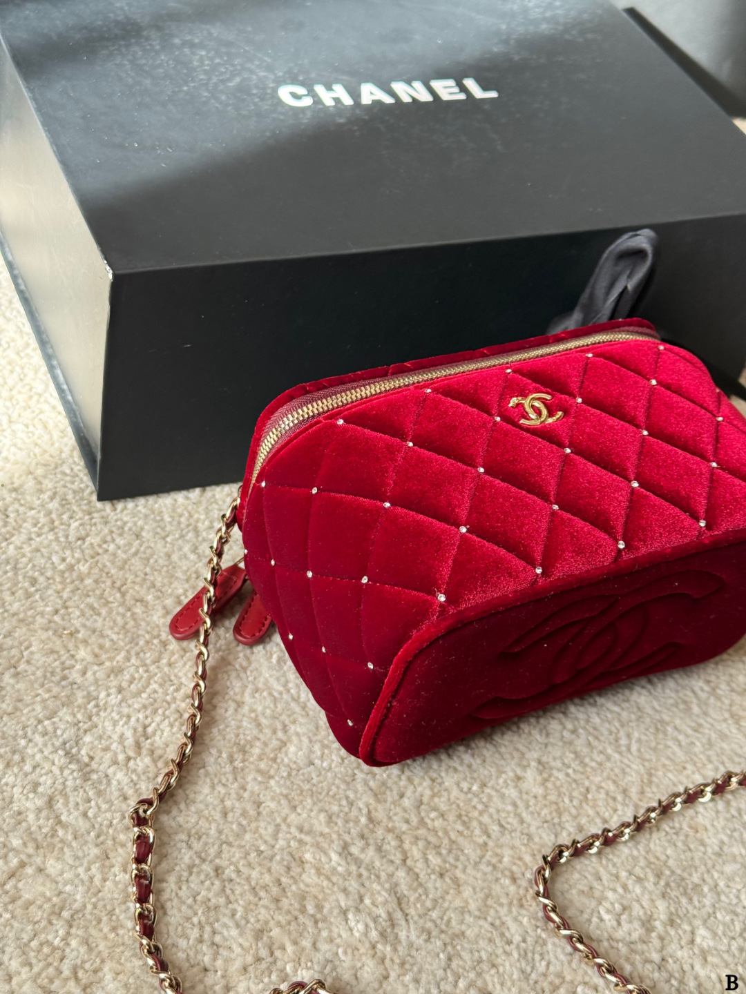 Chanel p200 crossbody bag