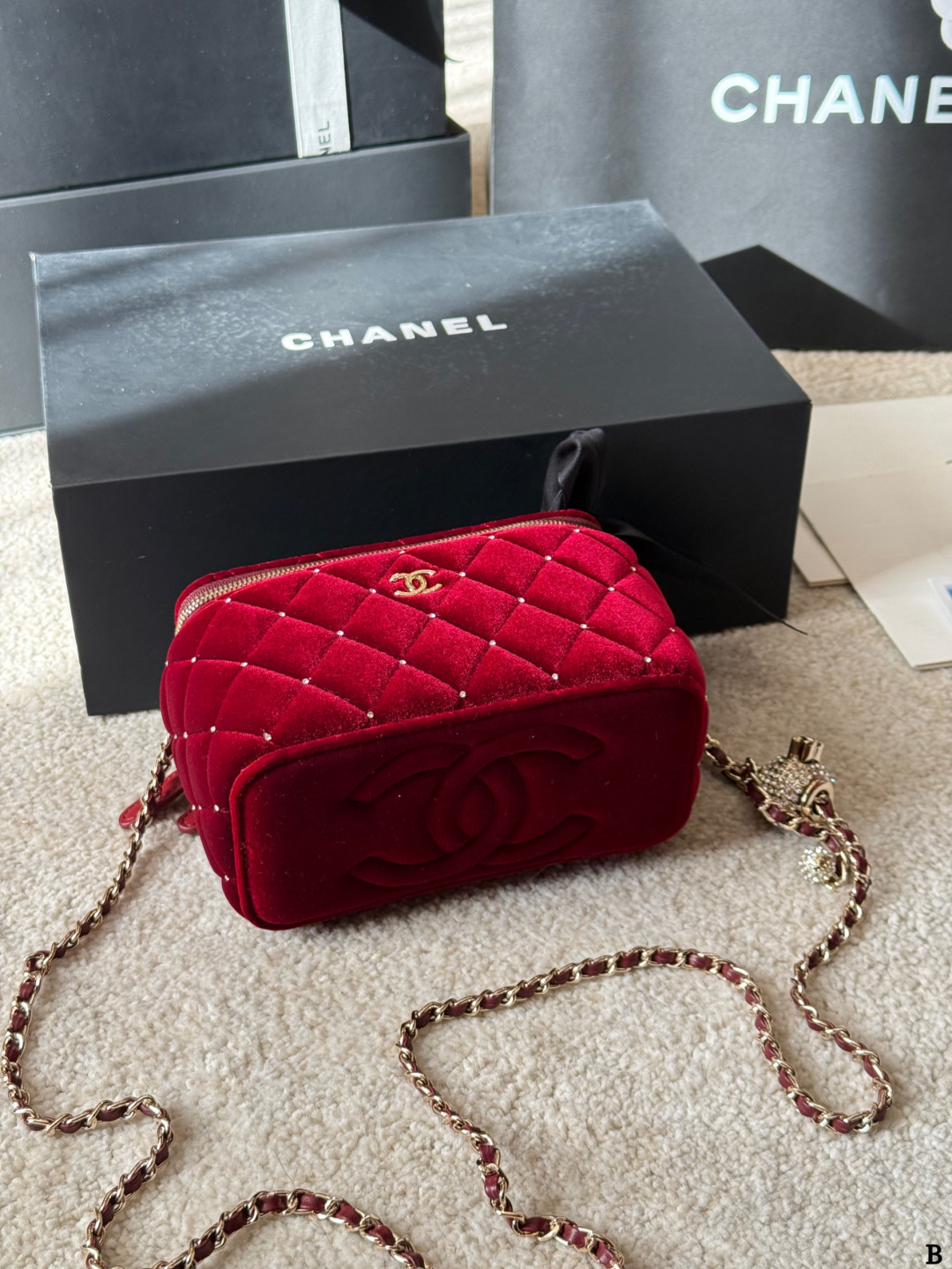 Chanel p200 crossbody bag