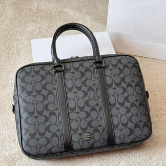 Coach p145 Logo 40 Bag