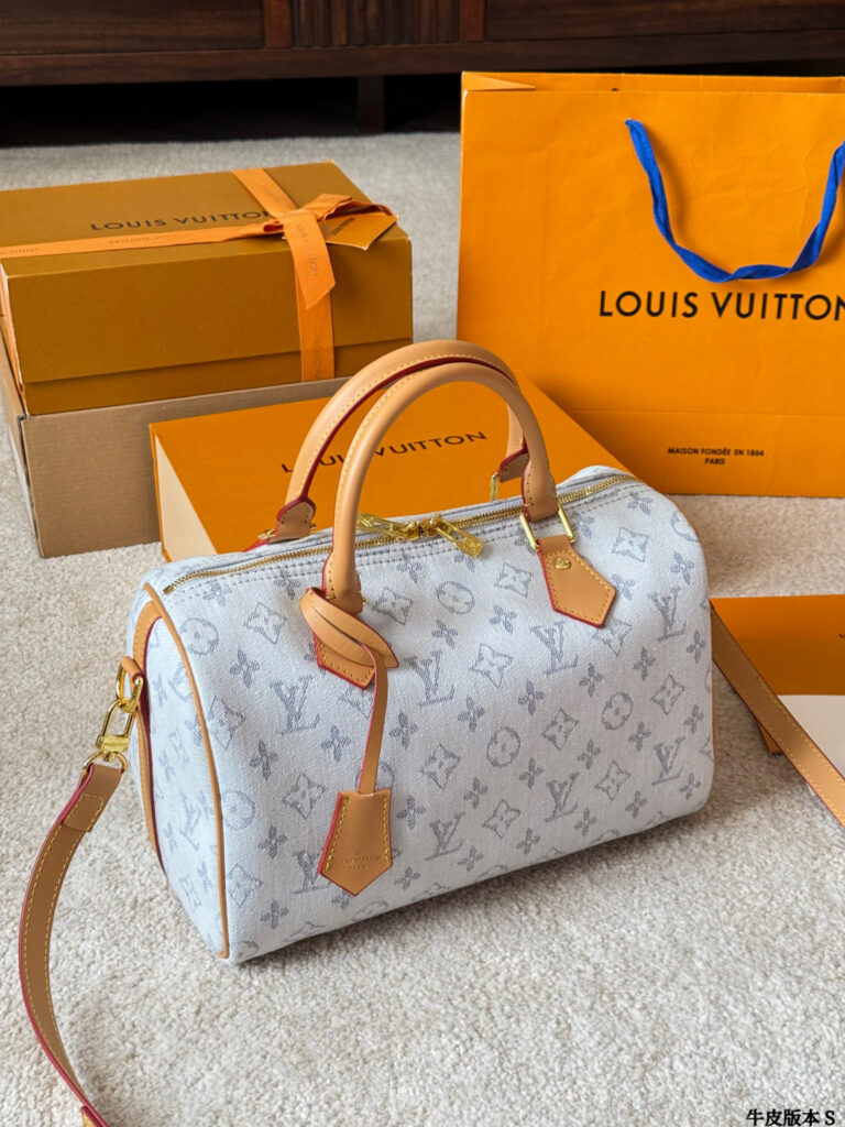 Louis Vuitton Nano Retiro Leather Speedy Bag 30 cm editorial product context 3