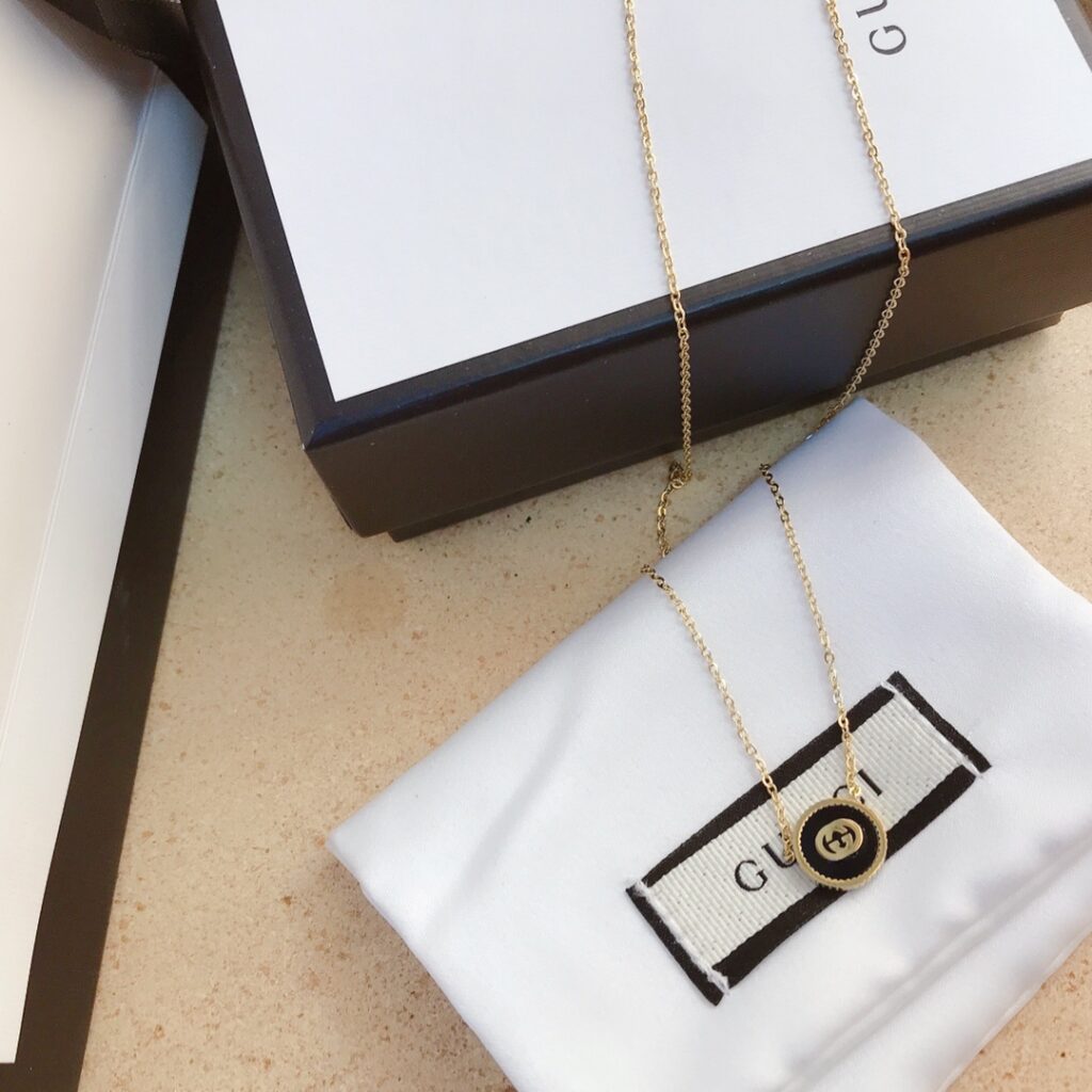 Designer Necklace editorial product context 1