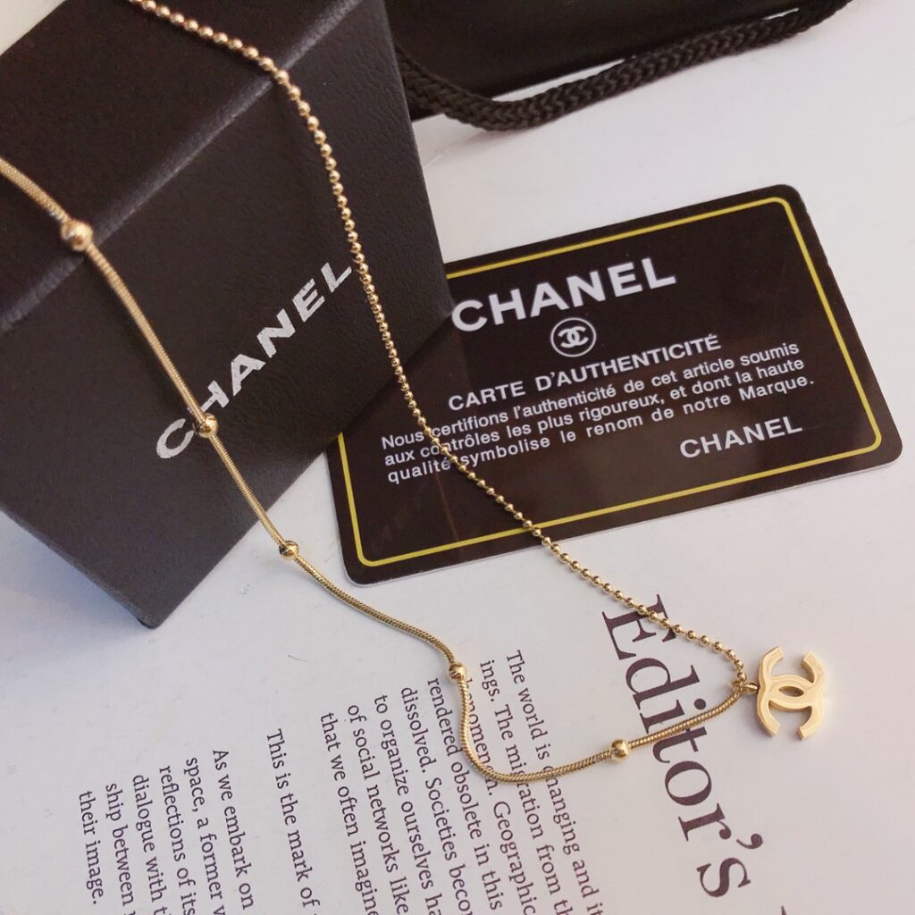 Designer Necklace editorial product context 1
