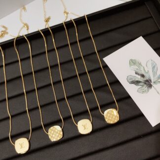 Luxury X064 Necklace